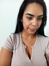 Sara-77 webcam model stream image