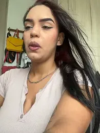 Sara-77 webcam model stream image