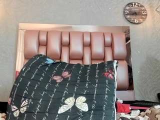 kourtney-fox webcam model stream image