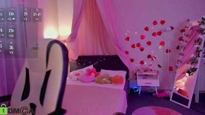 Elviennne webcam model stream image