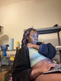 choclatepeaach webcam model stream image