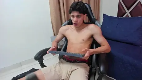 Ithan_Hott webcam model stream image