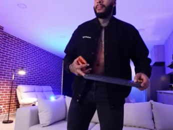 muscle_man19 webcam model stream image