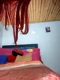 NICOLLE__12 webcam model stream image