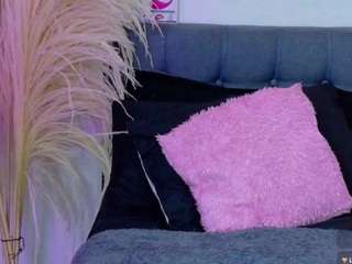 rouse-marrie webcam model stream image