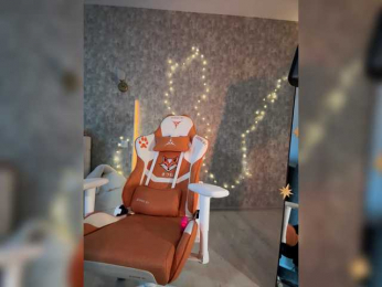 LolyMolly webcam model stream image