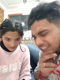 romantic_couple1 webcam model stream image