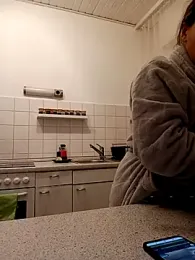 Aleioji10 webcam stripchat model stream image