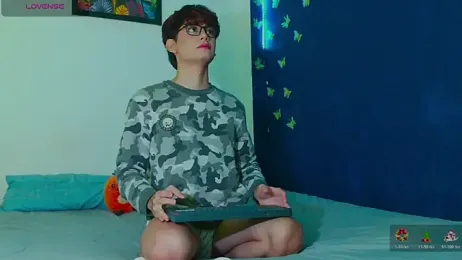 arnold_laurent_ webcam model stream image