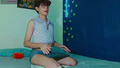 arnold_laurent_ webcam model stream image