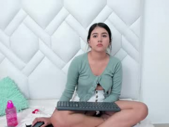 analia18_ webcam model stream image