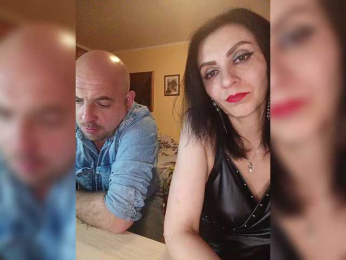 WikiBitch webcam model stream image