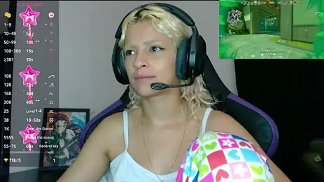 blondegamerr webcam model stream image