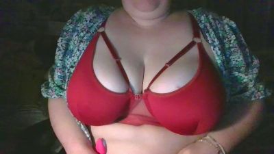 BustyMissBelle webcam model stream image