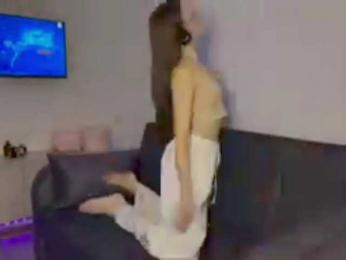 AmyYammy webcam model stream image