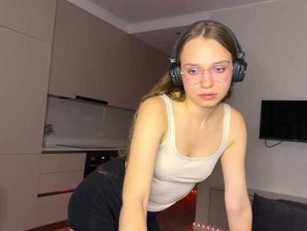 AmyYammy webcam model stream image