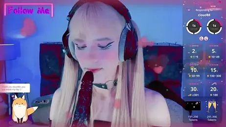 Kirmyy_ webcam stripchat model stream image