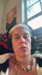 EyesBlue4Me webcam model stream image