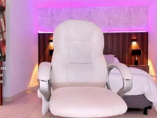 karlaa-james webcam model stream image