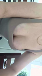 black1982 webcam model stream image