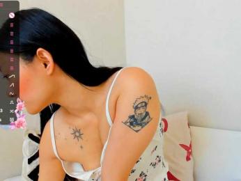 LeyaGrouthen webcam model stream image