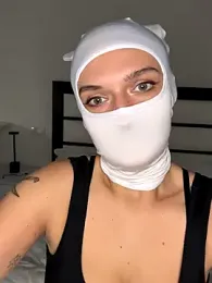 Nikki_Hoee webcam model stream image