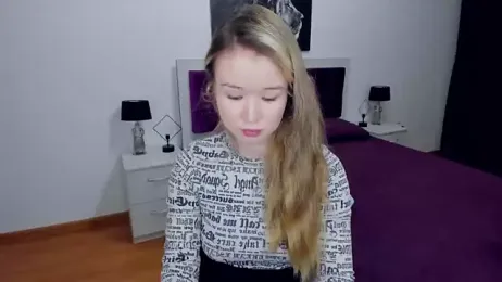 PollyOcean webcam model stream image