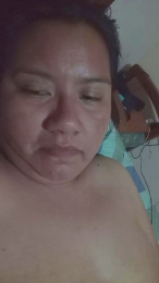 AriPM webcam model stream image