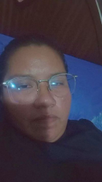 AriPM webcam model stream image