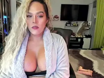 Urqueen_Angel69 webcam model stream image