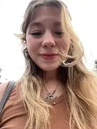 Mimiumuy webcam model stream image