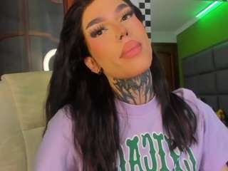 gigibadassxx webcam model stream image