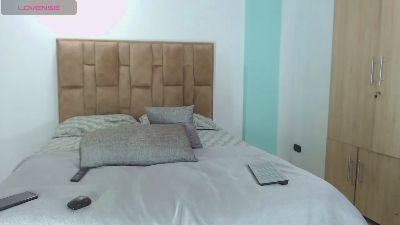 aleejhandra webcam model stream image