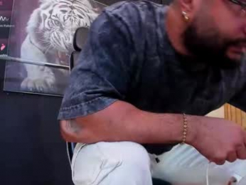 luke__09 webcam model stream image