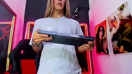 Isabella_stanford2 webcam model stream image