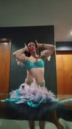 abrilandmore webcam model stream image