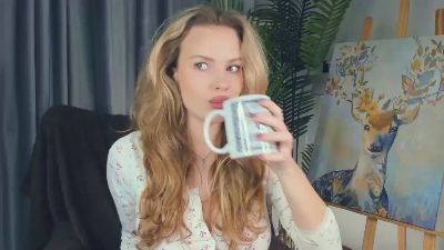 x_luster_x webcam cam4 model stream image