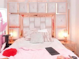 Carlee Jones webcam model stream image