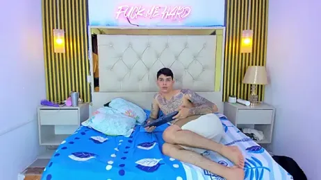 Adventurous_Boys webcam model stream image