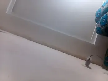 latarak321 webcam model stream image