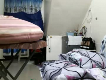 kenneyjean33 webcam model stream image