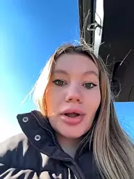 justmilaa webcam stripchat model stream image