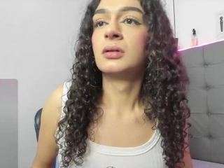 scarletcherry18 webcam model stream image