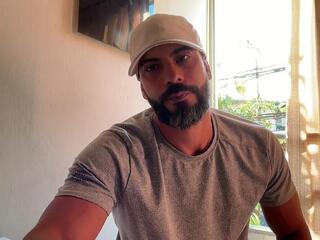 Braun Phillips webcam model stream image