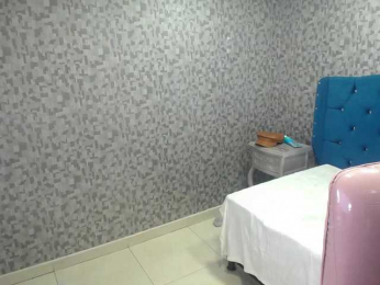 CrisstalPink webcam model stream image