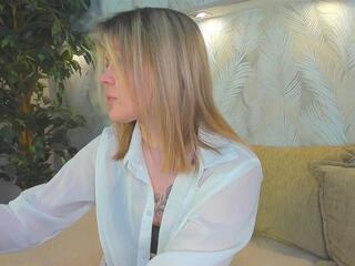 Jerry Hall webcam model stream image