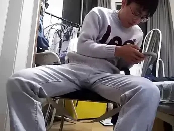 leeyoung_ webcam stripchat model stream image