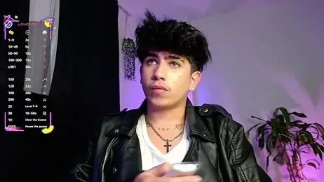 LyleBennett_ webcam model stream image