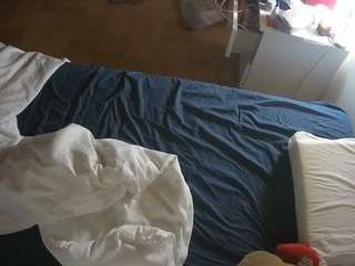 voyeurcam-julmodels-greybed-2 webcam model stream image