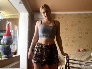 Laree Lemin webcam model stream image